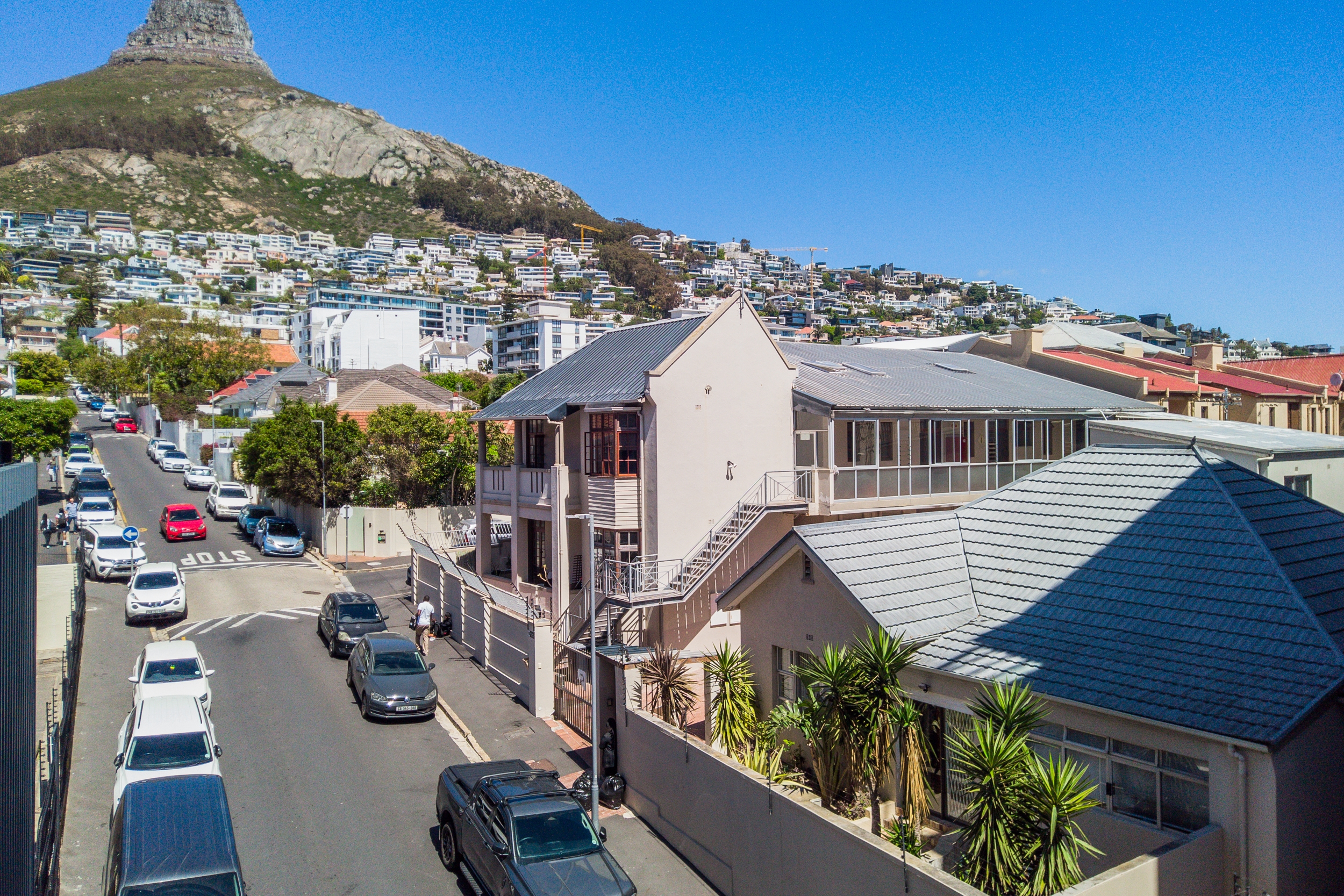 1 Bedroom Property for Sale in Sea Point Western Cape